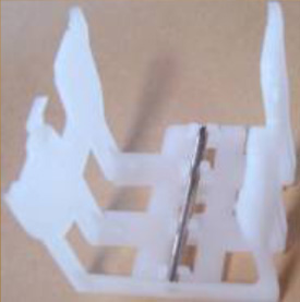 PLASTIC TAPE ROLL SUPPORT